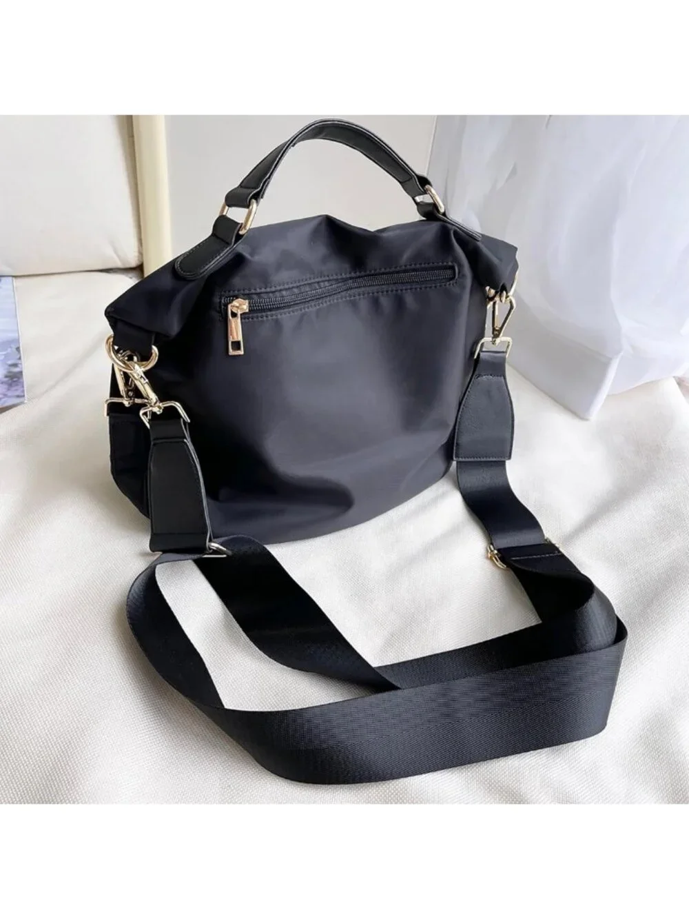 Lightweight Anti-Theft Nylon Handbag | Casual Travel & Shopping Shoulder